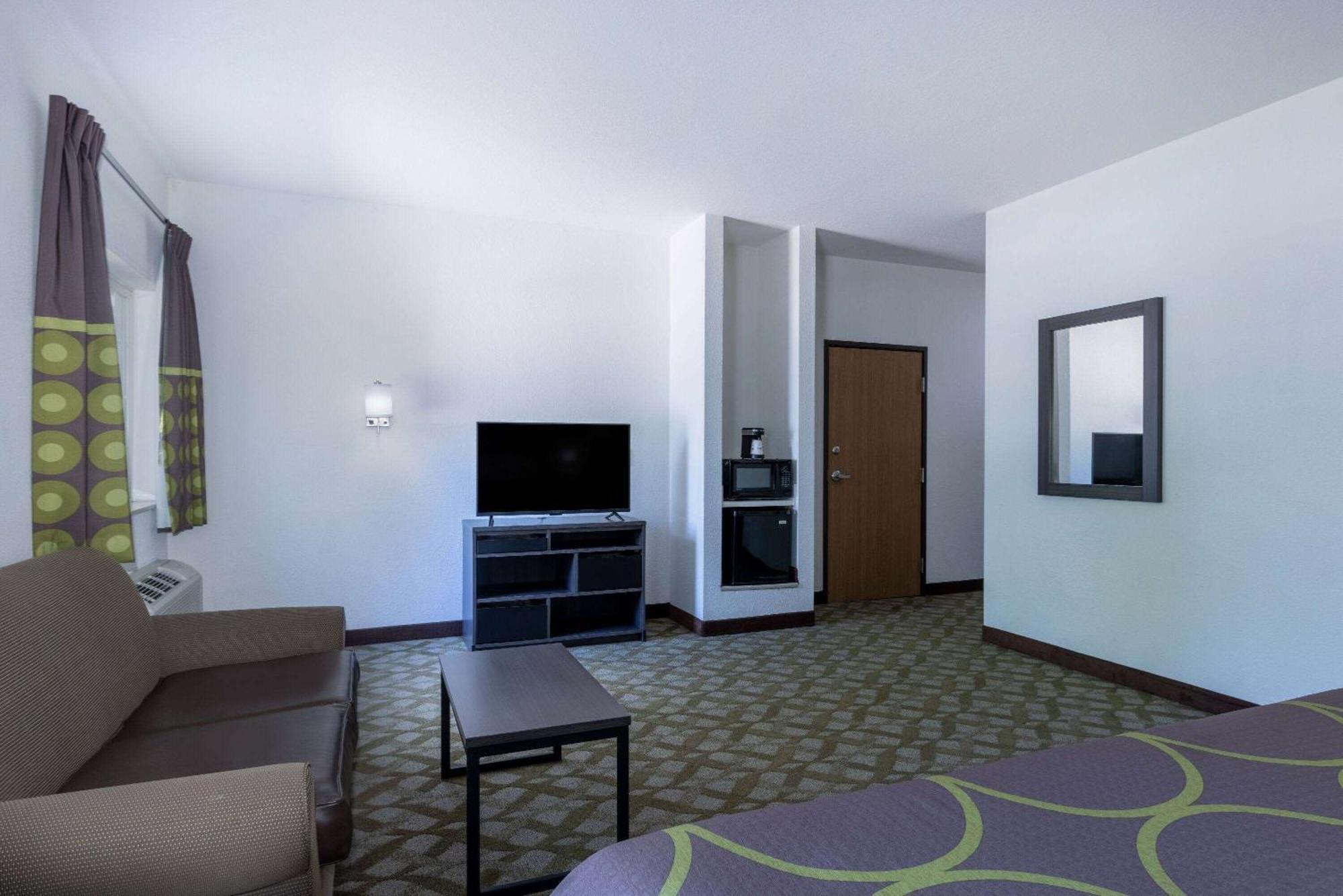 Super 8 By Wyndham De Soto Hotel Ngoại thất bức ảnh